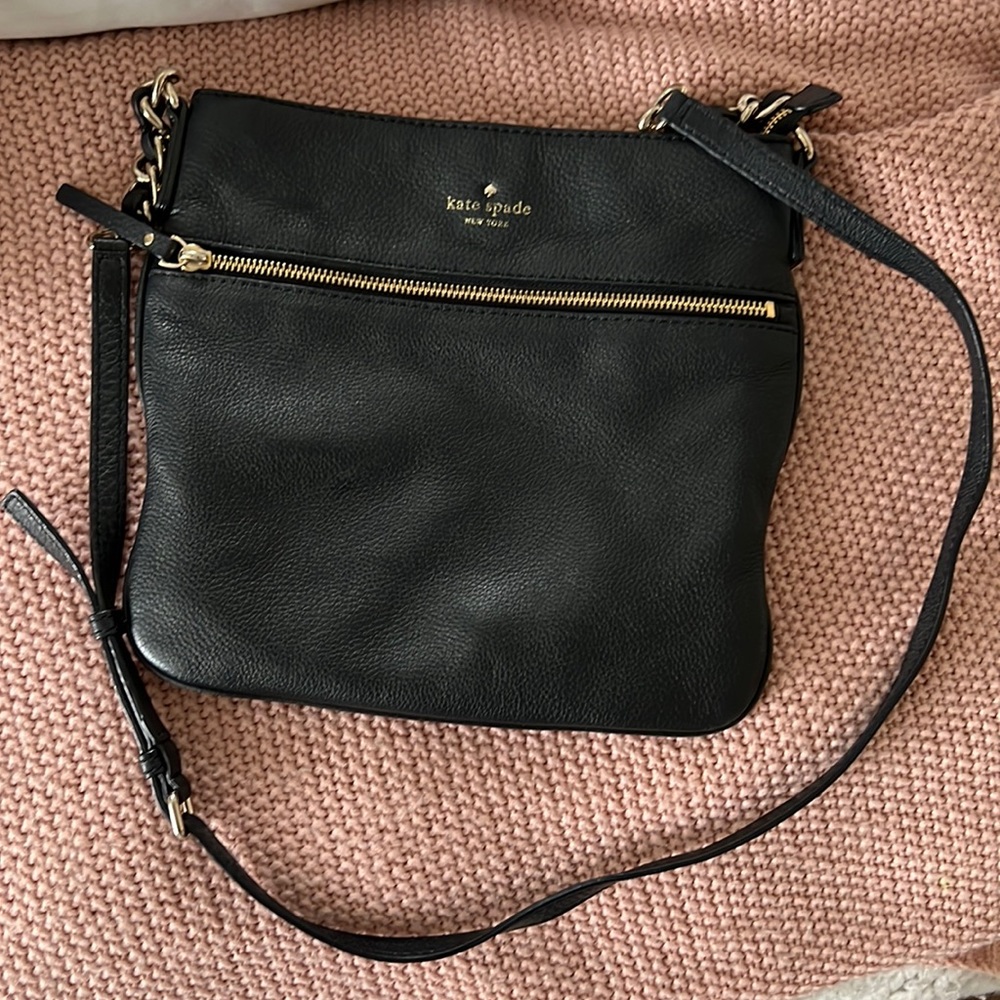 Black Kate Spade shoulder bag